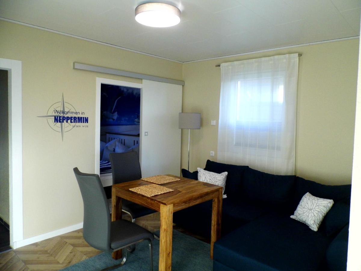 Ferienwohnung Seerose Neppermin Exterior foto